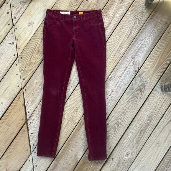 Pilcro And The Letterpress Women's Burgundy Serif Fit Corduroy Jeans Size 27 - Picture 1 of 8
